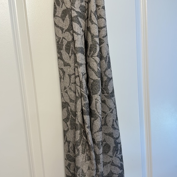 Silver leaf pashmina - Picture 7 of 7